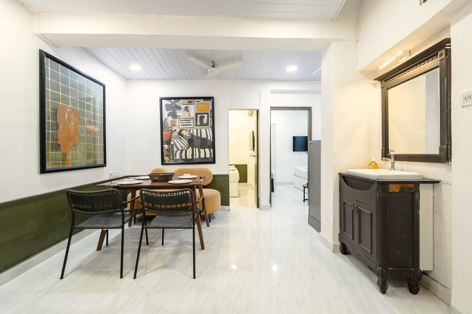 Calisto, photo 6 of 14